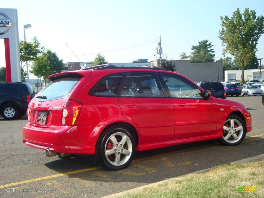 2003 Protege 5 Wagon - Classic Red / Off Black photo #11