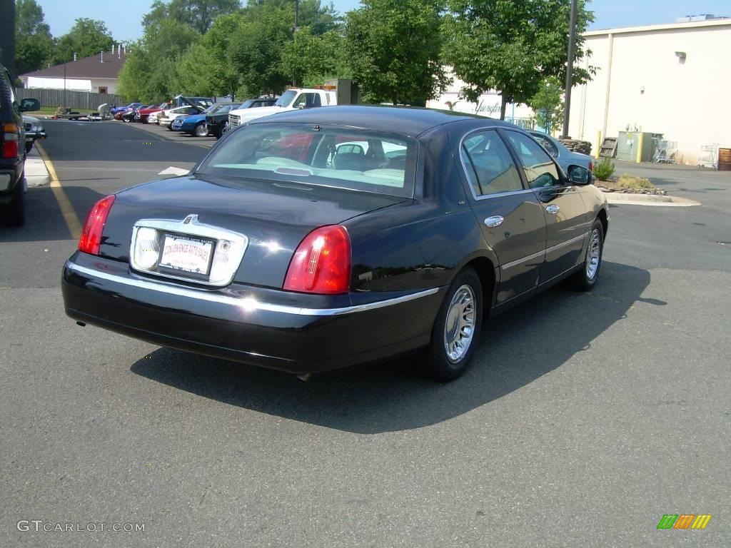 1998 Town Car Cartier - Black / Light Graphite photo #9