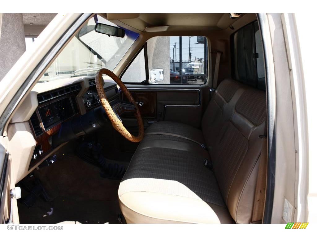 1983 F350 XLT Regular Cab 4x4 - Desert Tan / Brown/Tan photo #5