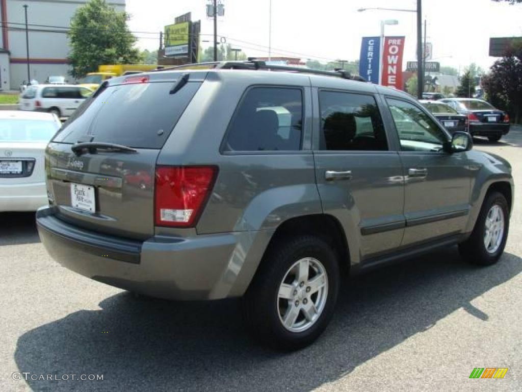 2007 Grand Cherokee Laredo 4x4 - Mineral Gray Metallic / Medium Slate Gray photo #6