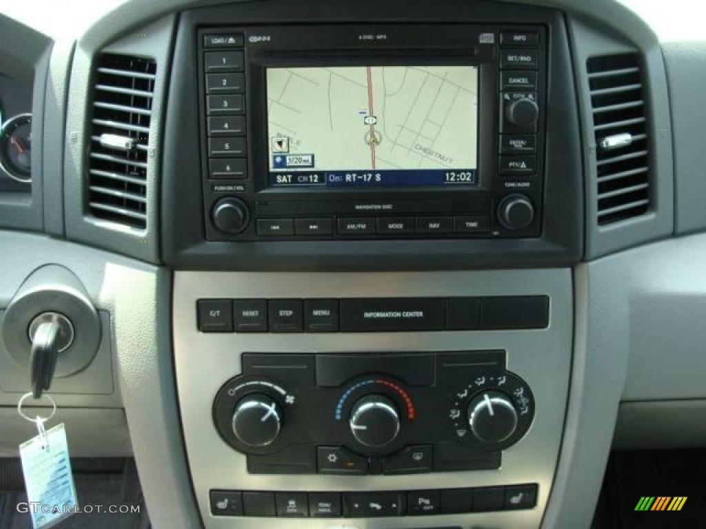 2007 Grand Cherokee Laredo 4x4 - Mineral Gray Metallic / Medium Slate Gray photo #13