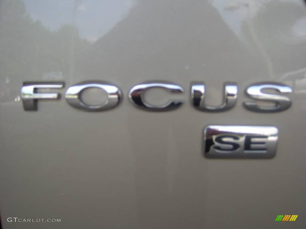 2007 Focus ZXW SE Wagon - Pueblo Gold Metallic / Dark Pebble/Light Pebble photo #33