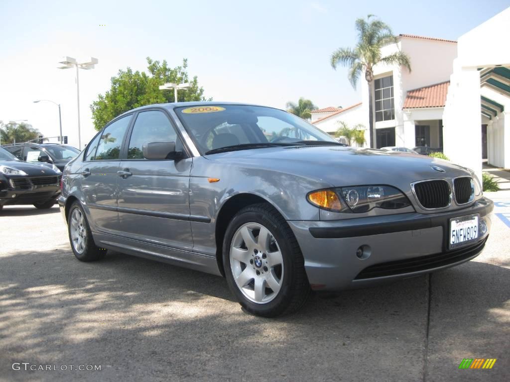 2006 3 Series 330i Sedan - Silver Grey Metallic / Grey photo #2