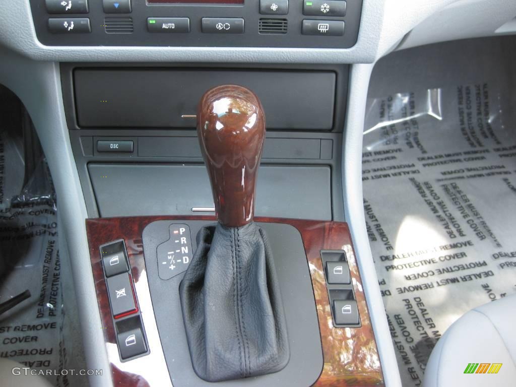 2006 3 Series 330i Sedan - Silver Grey Metallic / Grey photo #20