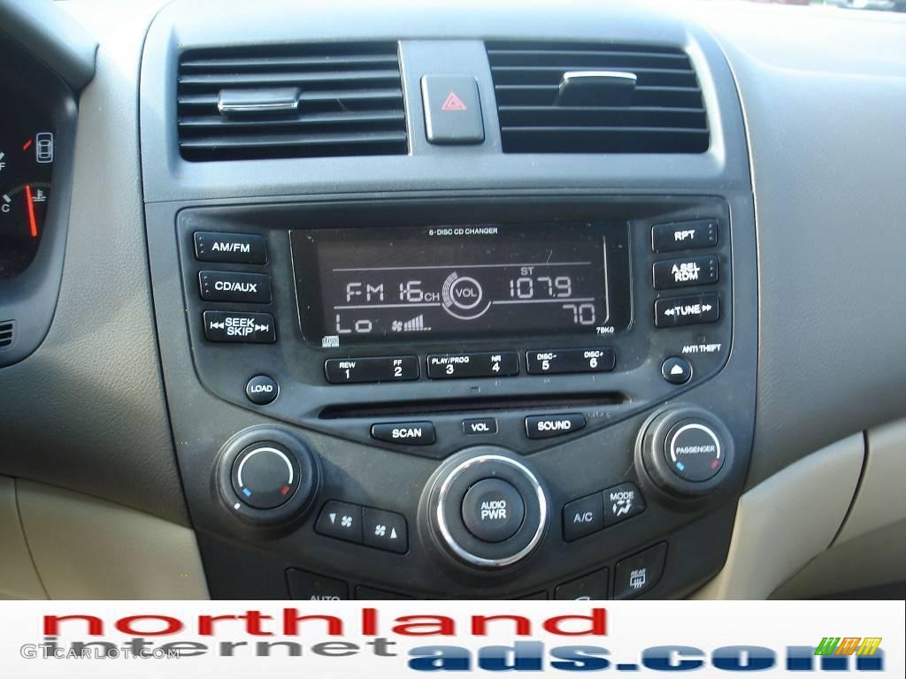 2003 Accord EX-L Sedan - Desert Mist Metallic / Ivory photo #17