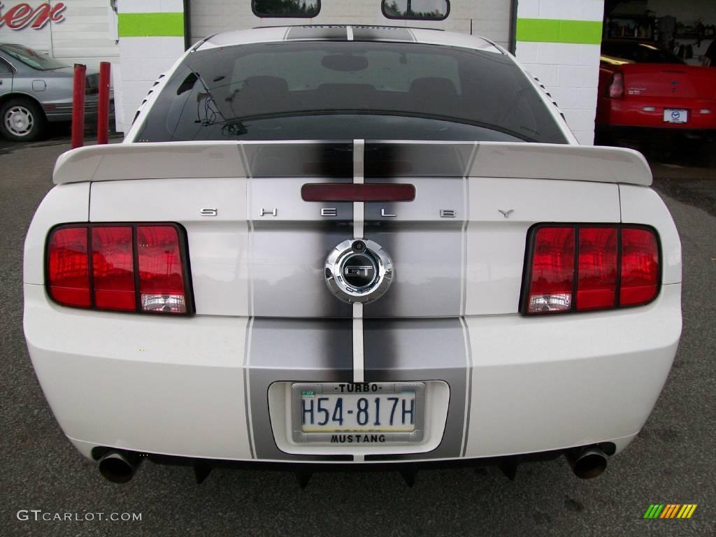 2007 Mustang Shelby GT Coupe - Performance White / Light Graphite photo #3