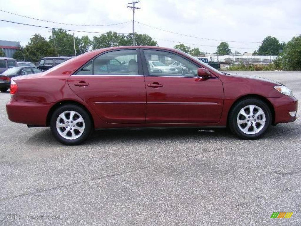 2006 Camry XLE - Salsa Red Pearl / Taupe photo #2