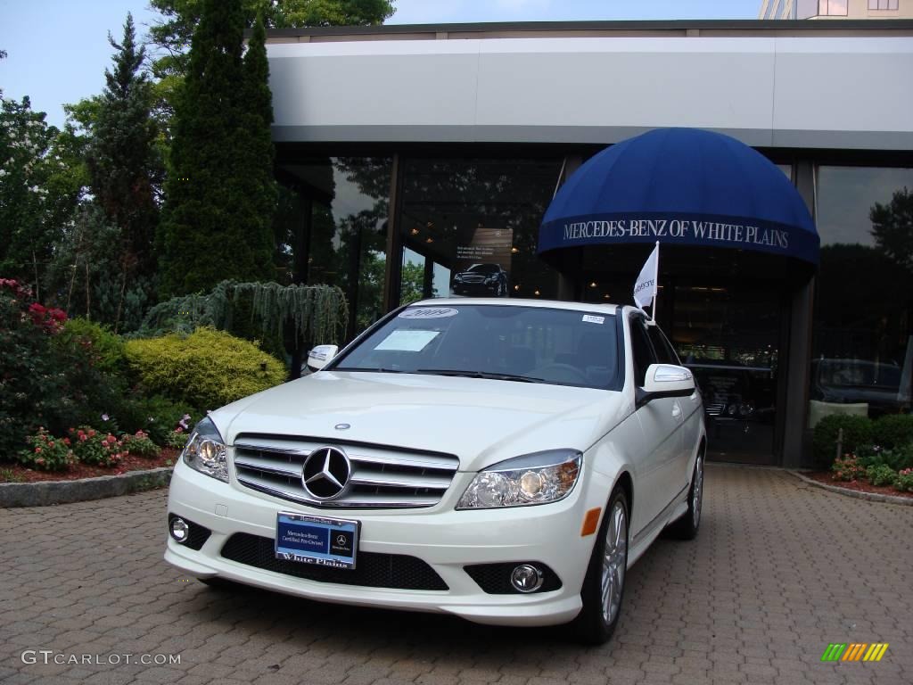 2009 C 300 4Matic Sport - Arctic White / Black photo #1