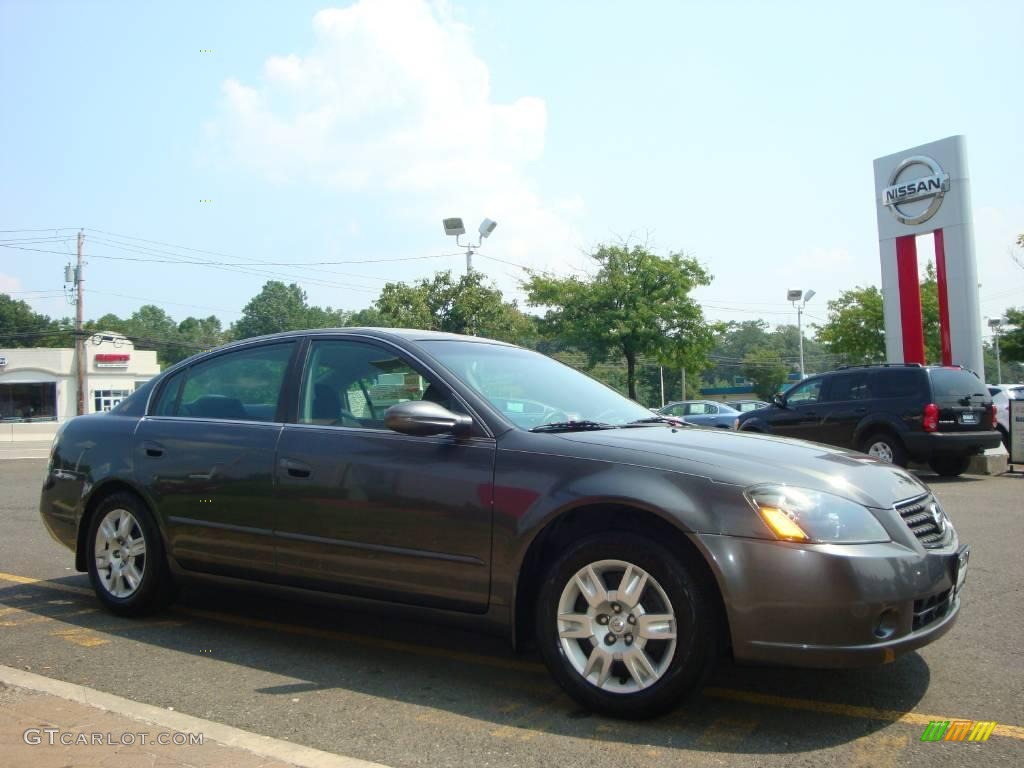 2006 Altima 2.5 S - Smoke Metallic / Charcoal photo #13