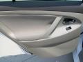 Super White - Camry LE Photo No. 27