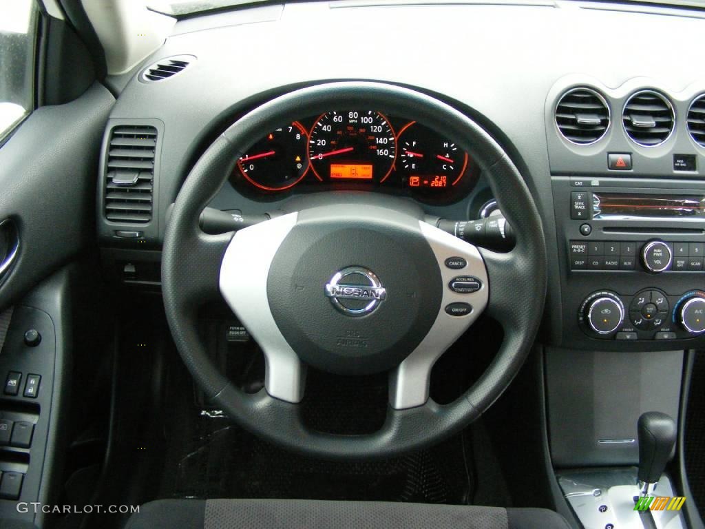 2009 Altima 2.5 S - Winter Frost Pearl / Charcoal photo #16
