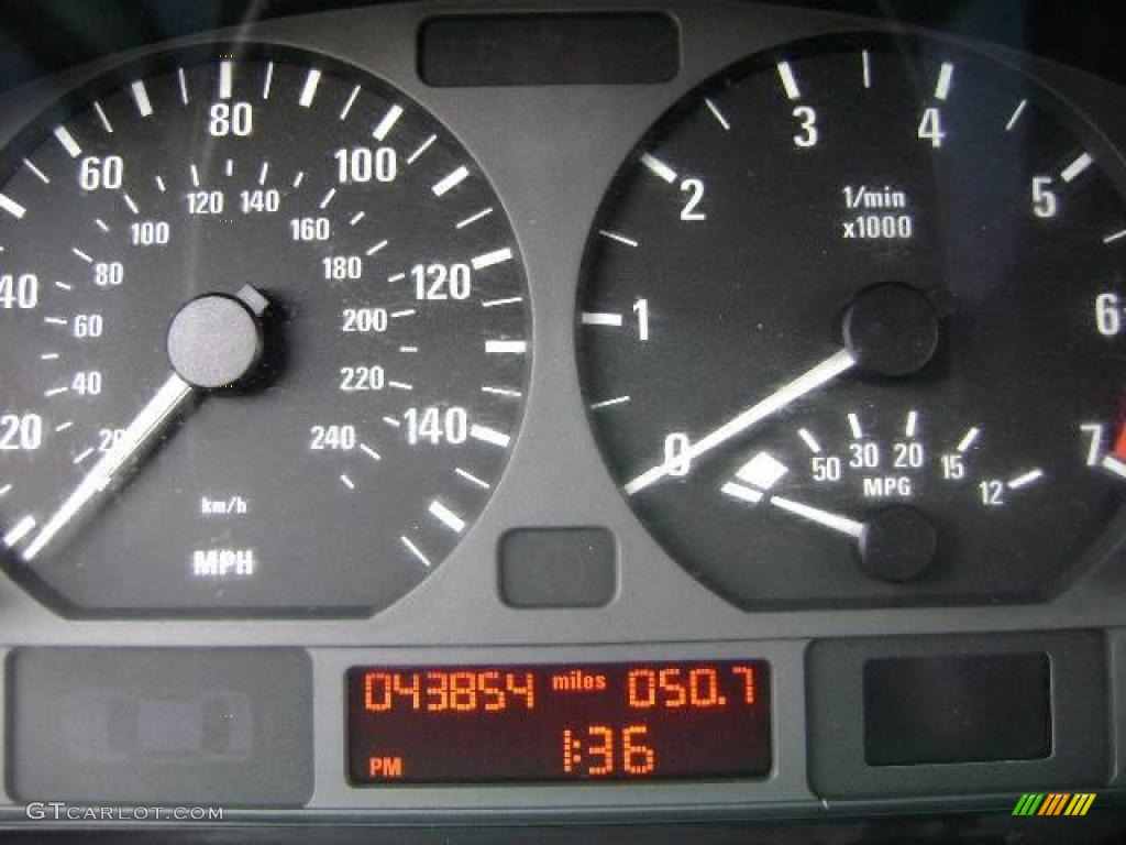 2004 3 Series 325i Sedan - Silver Grey Metallic / Black photo #23