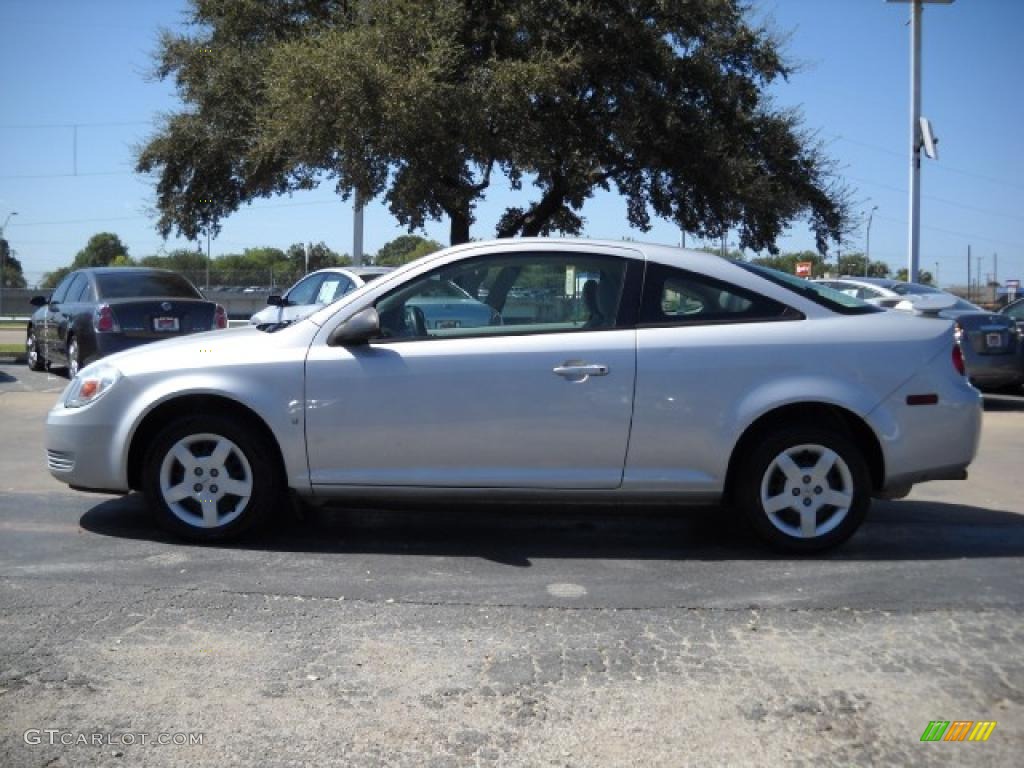 2006 Cobalt LS Coupe - Ultra Silver Metallic / Gray photo #1