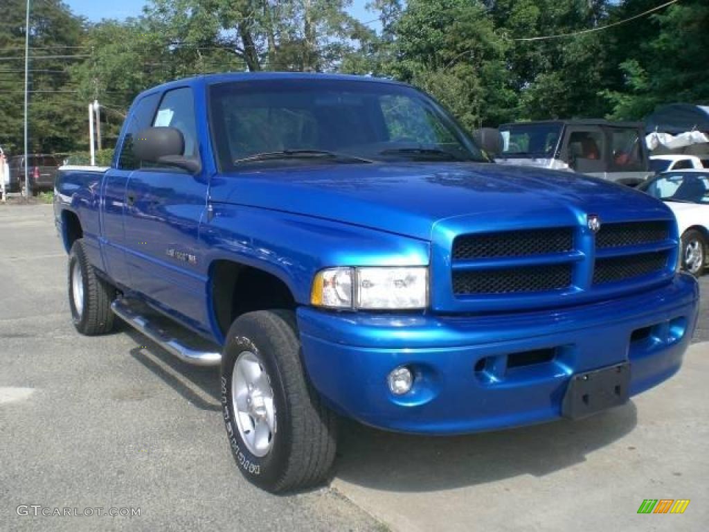 2001 Ram 1500 SLT Club Cab 4x4 - Intense Blue Pearl / Agate photo #2