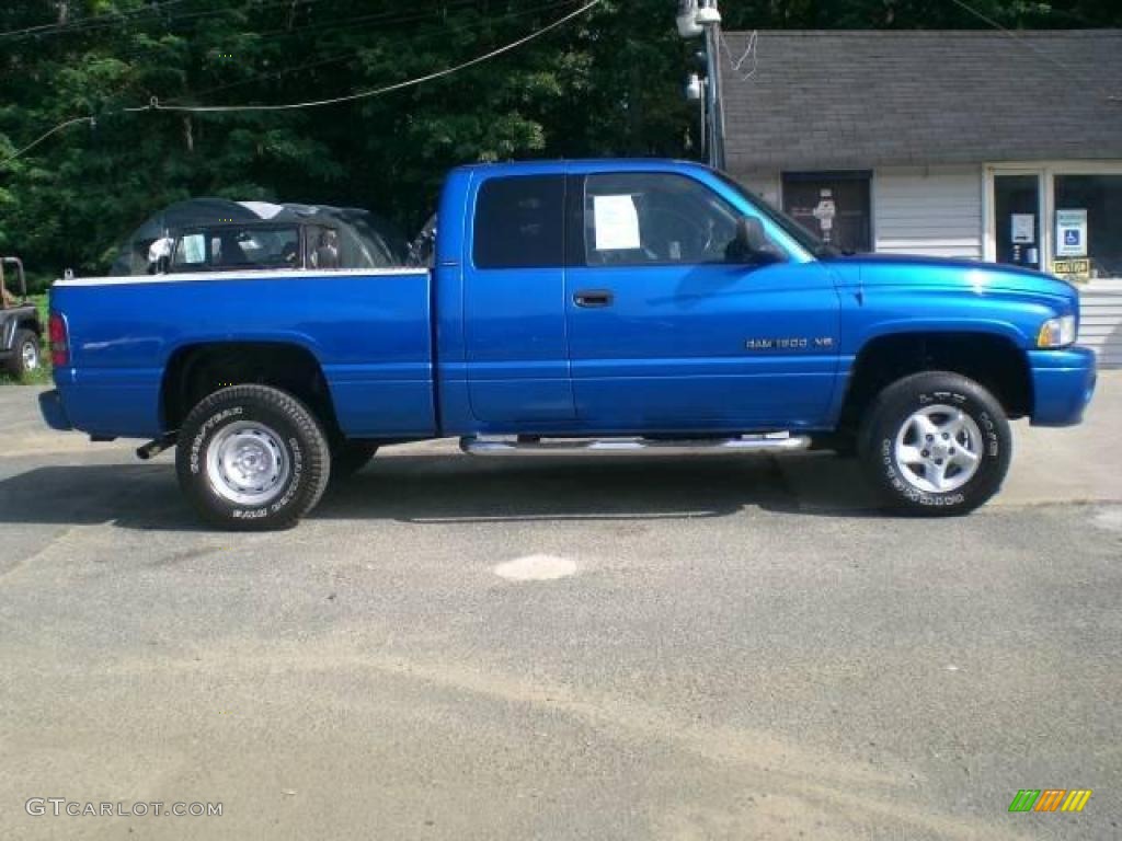 2001 Ram 1500 SLT Club Cab 4x4 - Intense Blue Pearl / Agate photo #8