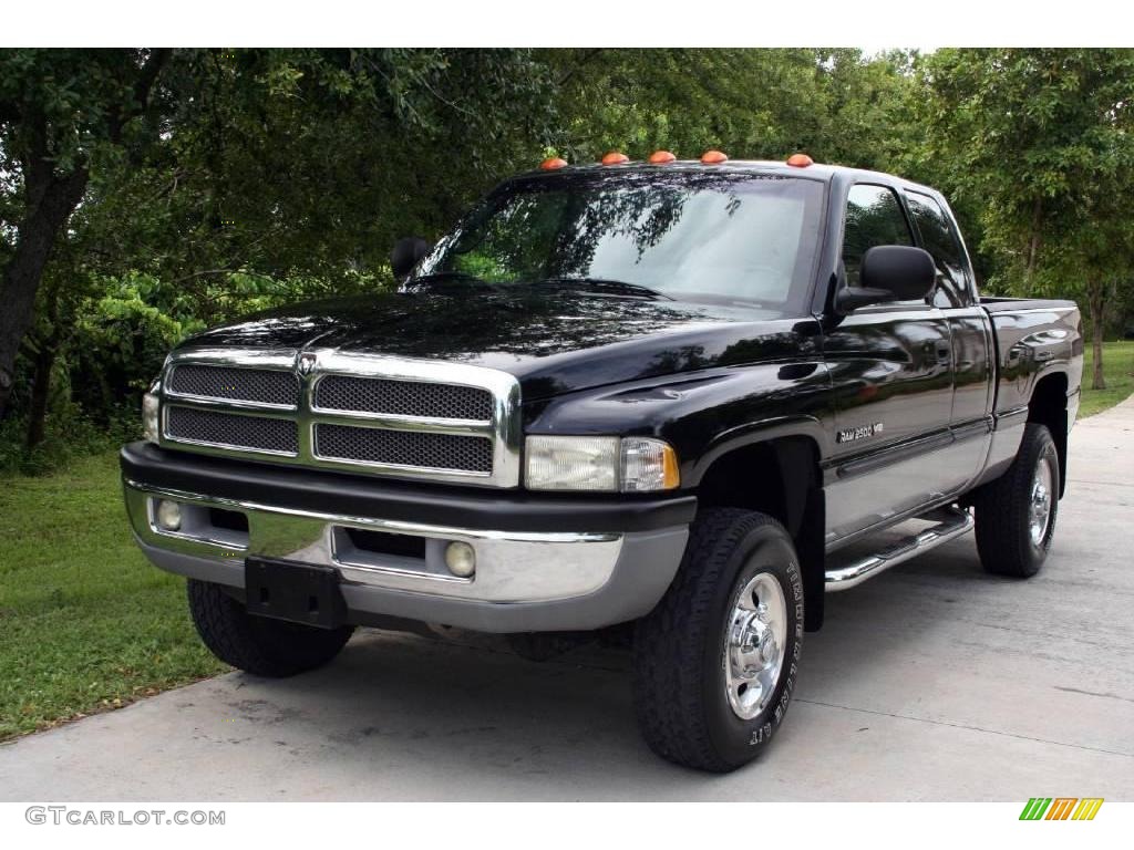 2000 Ram 2500 SLT Extended Cab 4x4 - Black / Mist Gray photo #1