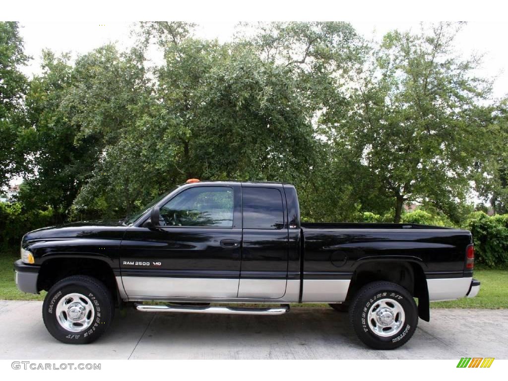 2000 Ram 2500 SLT Extended Cab 4x4 - Black / Mist Gray photo #5