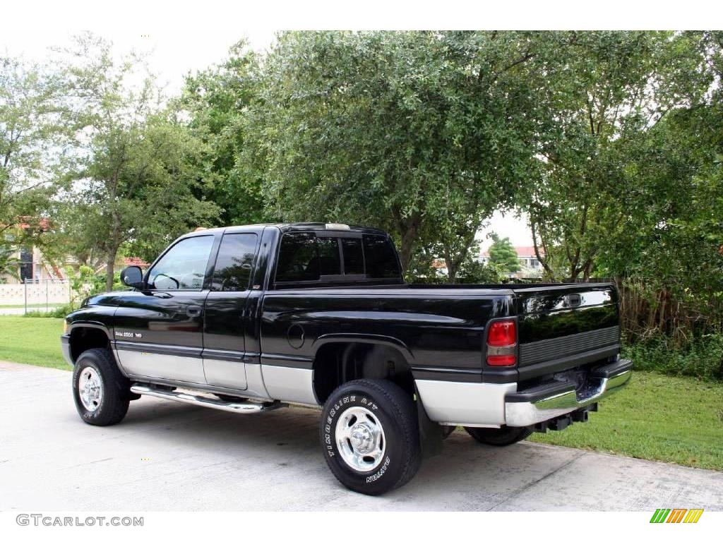 2000 Ram 2500 SLT Extended Cab 4x4 - Black / Mist Gray photo #7