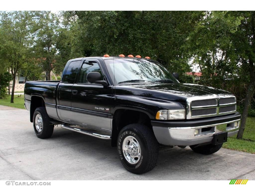 2000 Ram 2500 SLT Extended Cab 4x4 - Black / Mist Gray photo #18