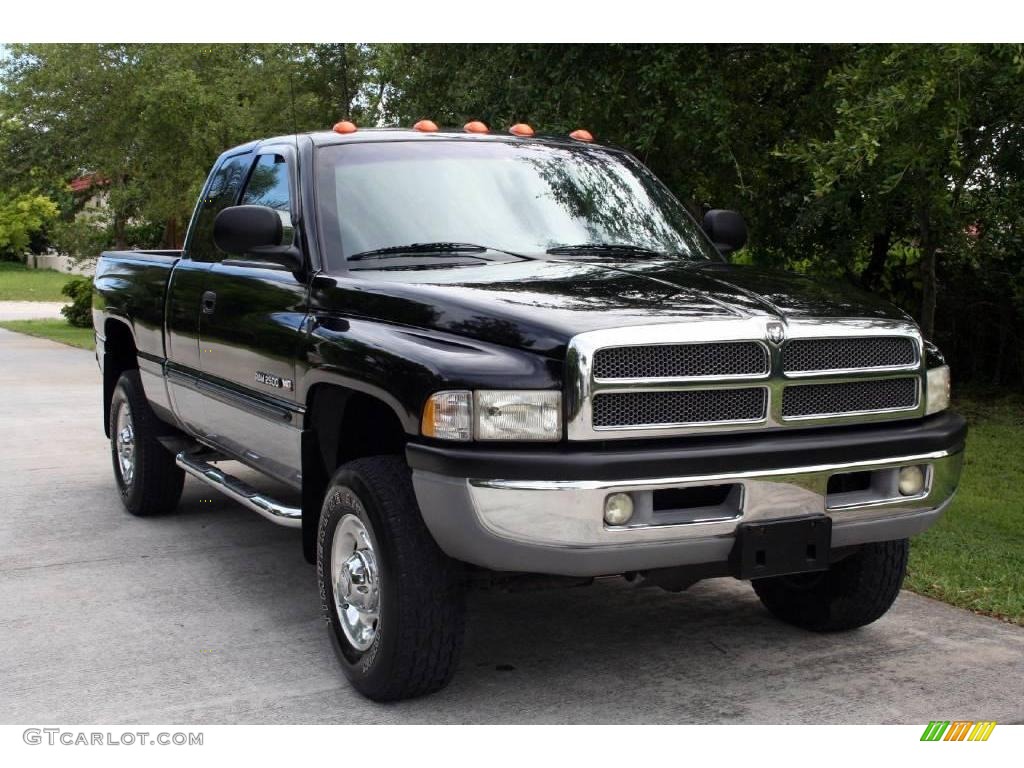 2000 Ram 2500 SLT Extended Cab 4x4 - Black / Mist Gray photo #19