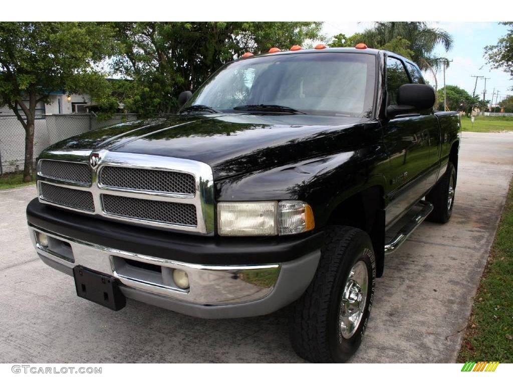 2000 Ram 2500 SLT Extended Cab 4x4 - Black / Mist Gray photo #24