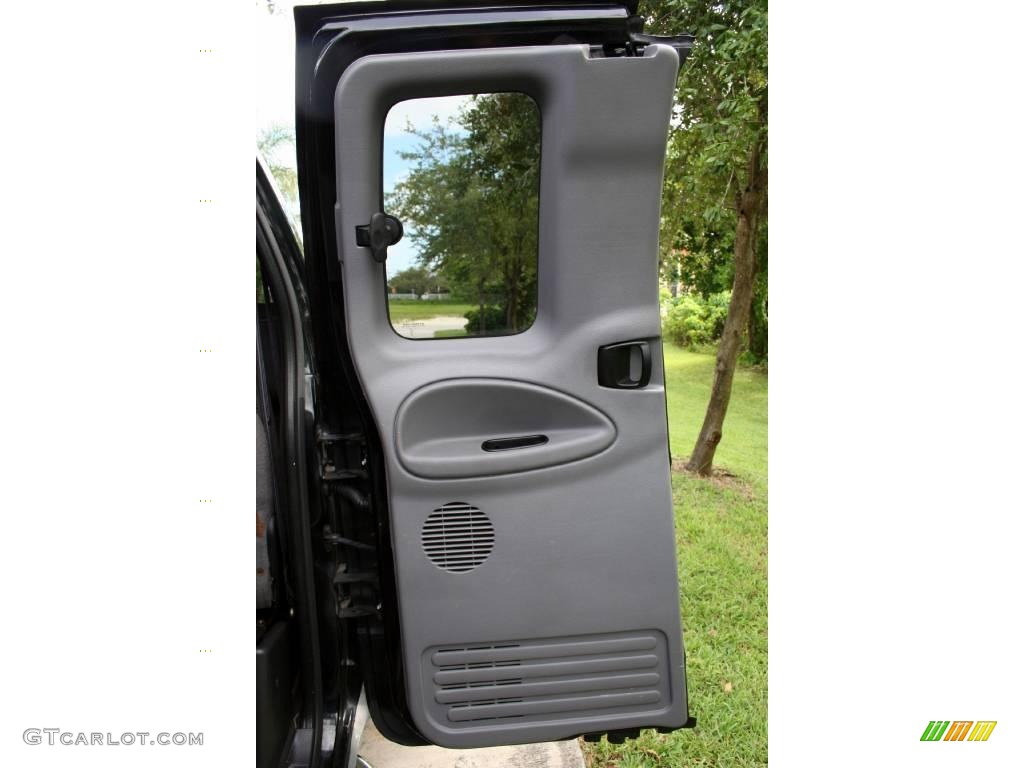 2000 Ram 2500 SLT Extended Cab 4x4 - Black / Mist Gray photo #39