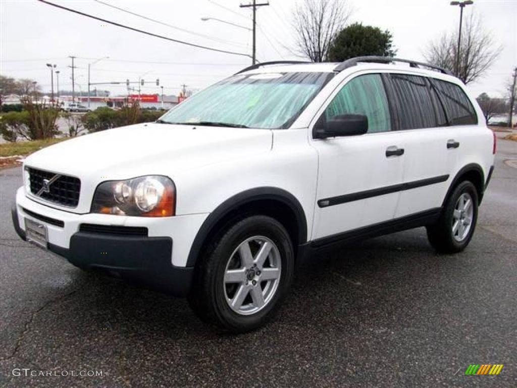 2006 XC90 2.5T - White Pearl Metallic / Taupe/Light Taupe photo #3