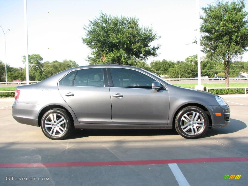 2005 Jetta 2.5 Sedan - Platinum Grey Metallic / Grey photo #5