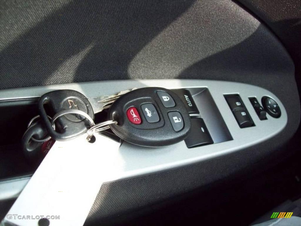 2005 Cobalt LS Coupe - Blue Granite Metallic / Ebony photo #15