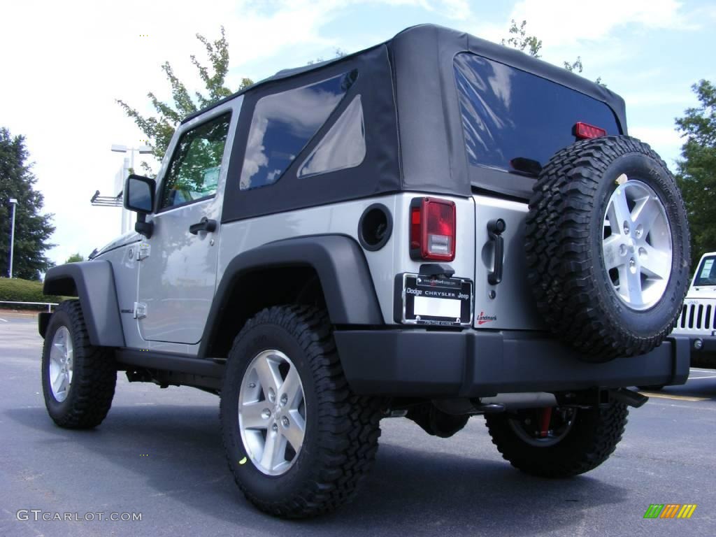 2009 Wrangler Rubicon 4x4 - Bright Silver Metallic / Dark Slate Gray/Medium Slate Gray photo #2