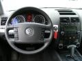 Black Uni - Touareg 2 VR6 Photo No. 14