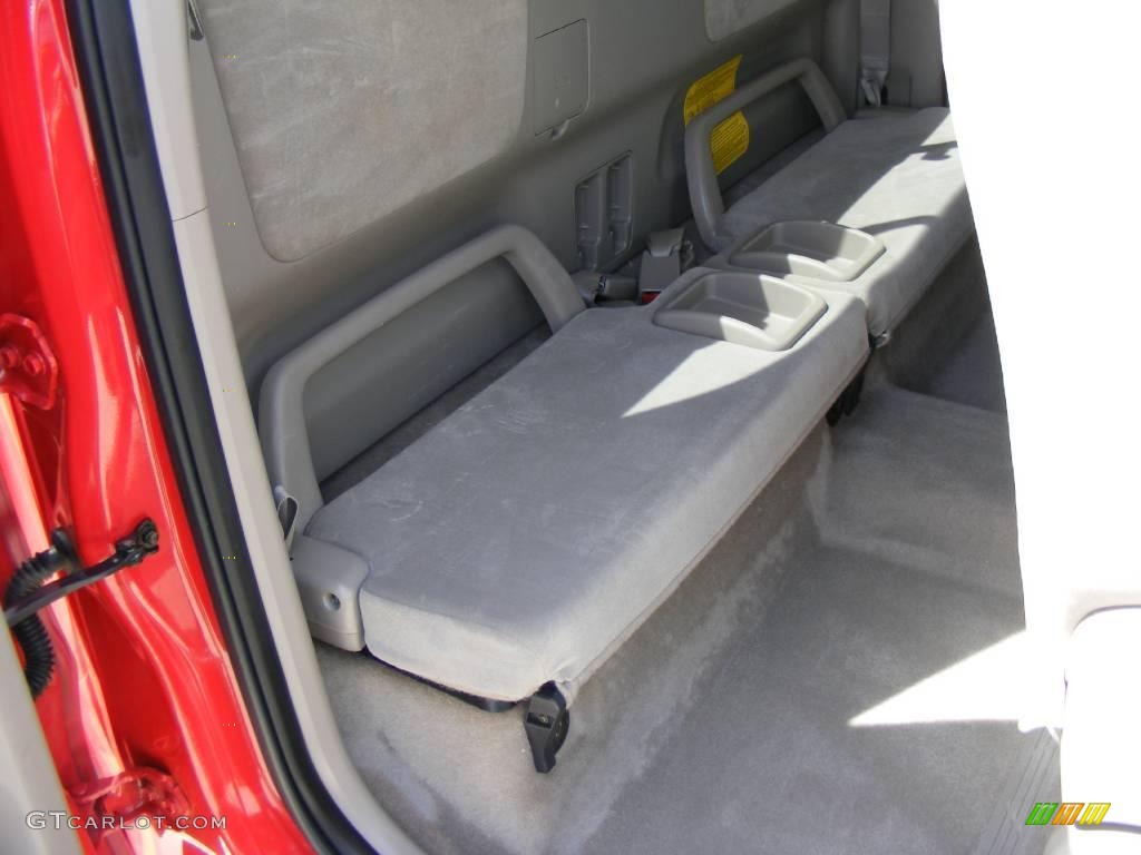 2006 Tacoma Access Cab 4x4 - Radiant Red / Taupe photo #31