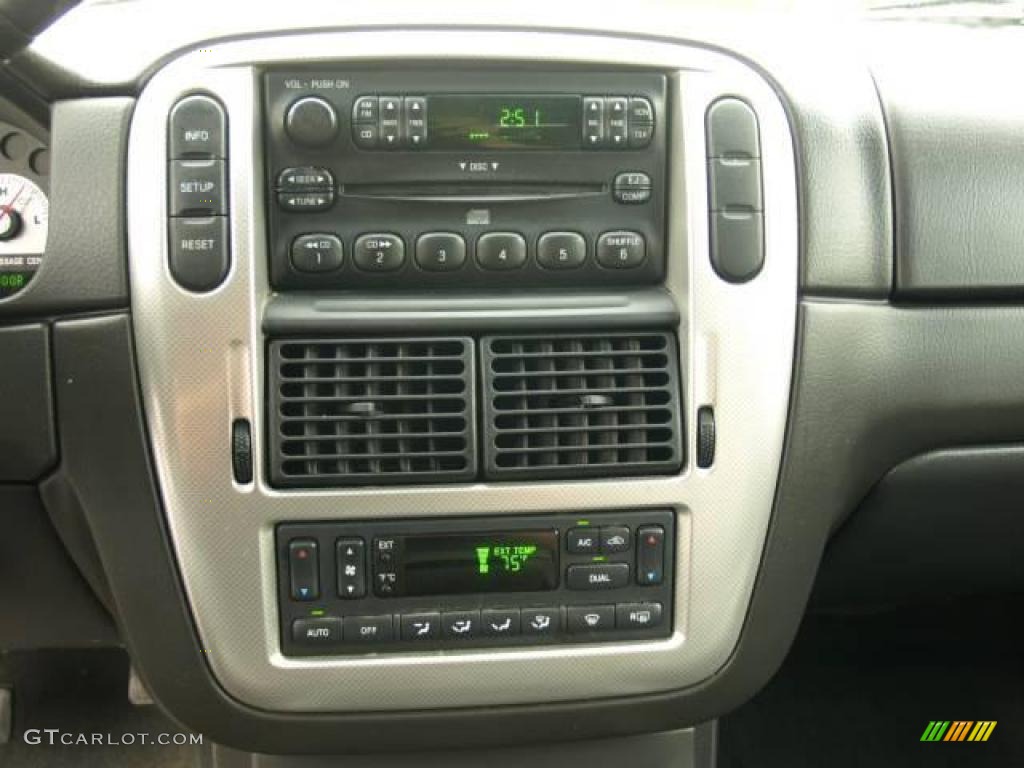 2004 Mountaineer V8 AWD - Mineral Gray Metallic / Midnight Grey photo #12