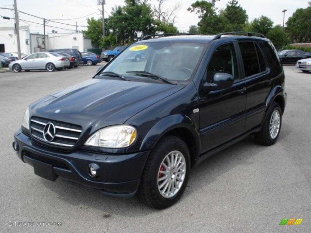 Azure Blue Metallic Mercedes-Benz ML