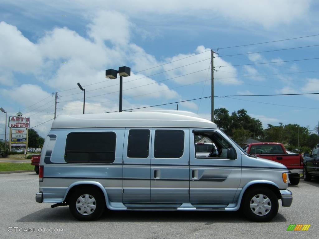 2000 E Series Van E150 Passenger Conversion - Light Blue Metallic / Denim Blue photo #6