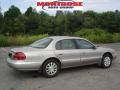 2001 Light Parchment Gold Metallic Lincoln Continental   photo #2