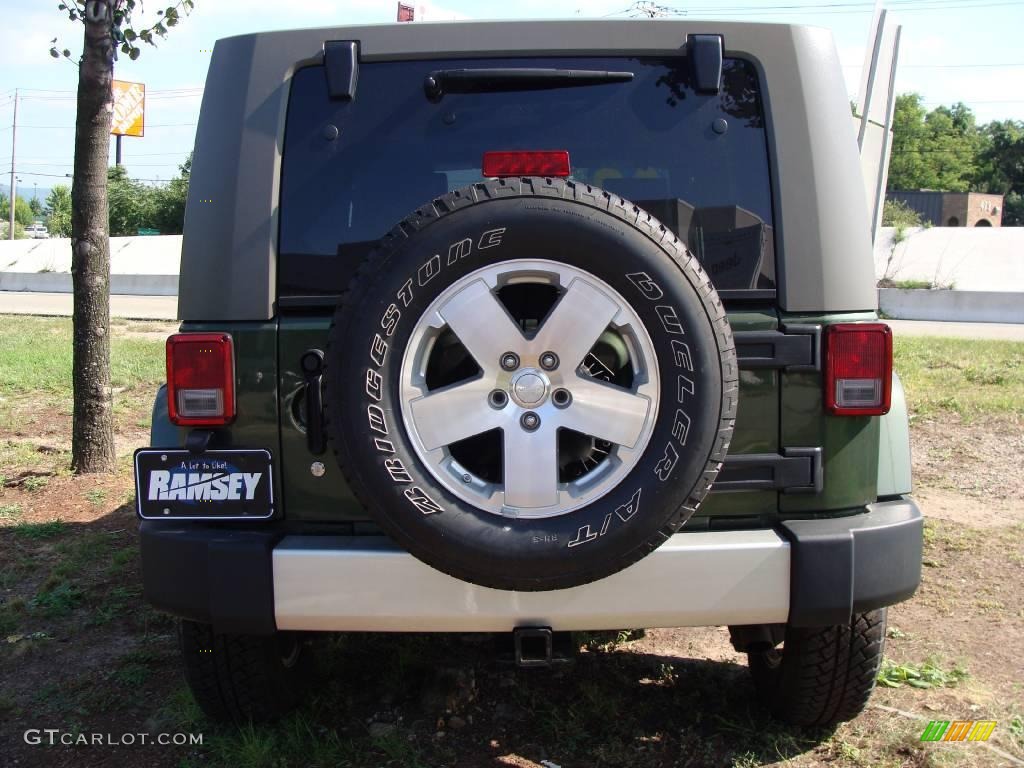 2008 Wrangler Unlimited Sahara 4x4 - Jeep Green Metallic / Dark Slate Gray/Med Slate Gray photo #5