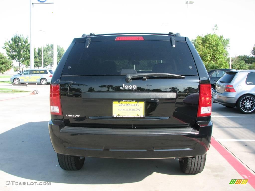 2008 Grand Cherokee Laredo - Black / Dark Slate Gray photo #4