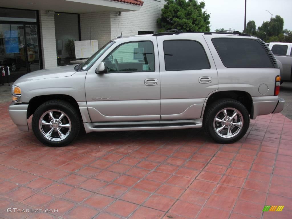 2004 Yukon Denali AWD - Silver Birch Metallic / Stone Gray photo #2