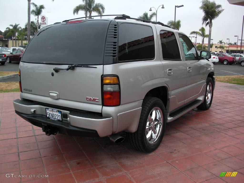 2004 Yukon Denali AWD - Silver Birch Metallic / Stone Gray photo #6