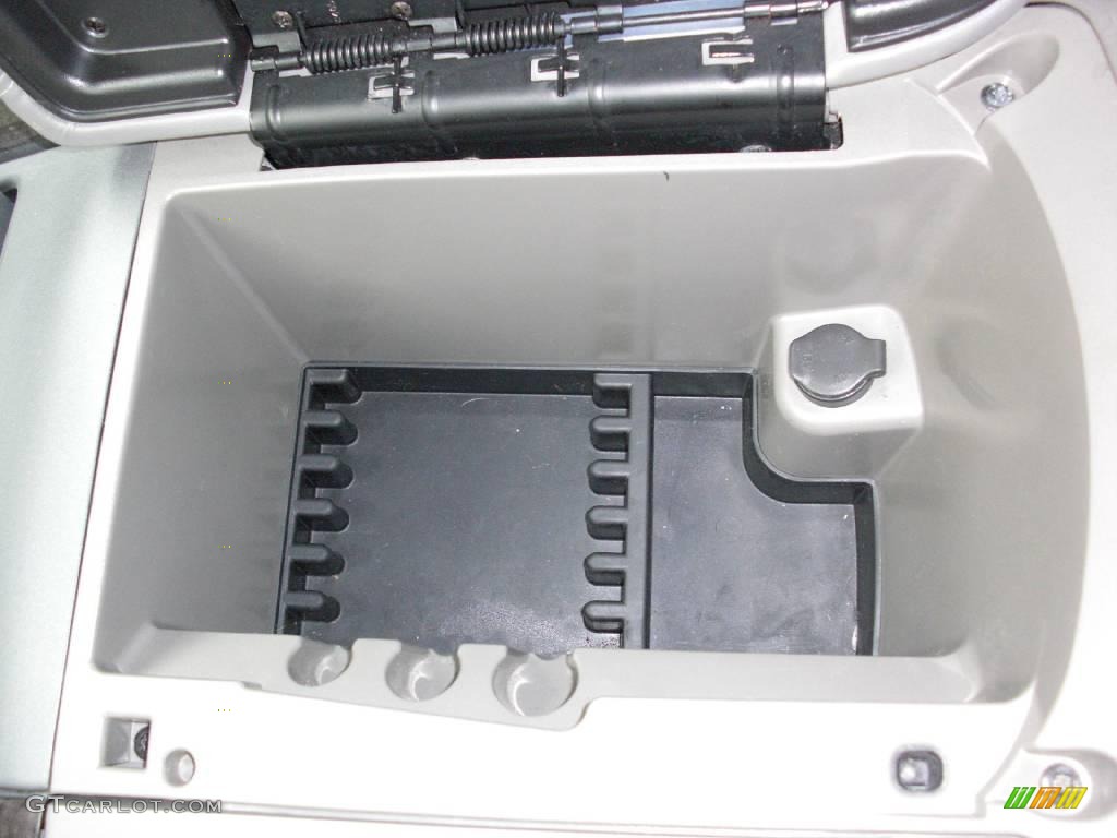 2004 Yukon Denali AWD - Silver Birch Metallic / Stone Gray photo #22
