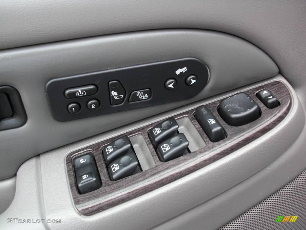 2004 Yukon Denali AWD - Silver Birch Metallic / Stone Gray photo #25