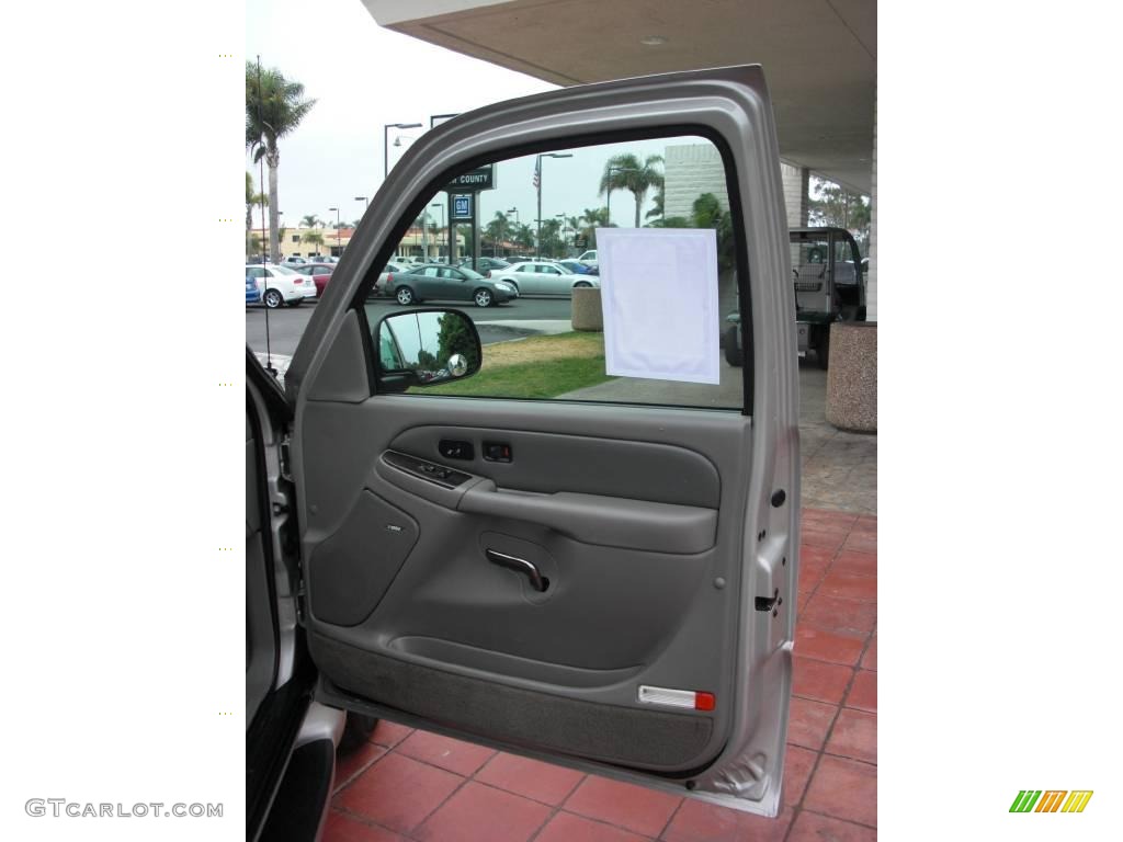 2004 Yukon Denali AWD - Silver Birch Metallic / Stone Gray photo #42