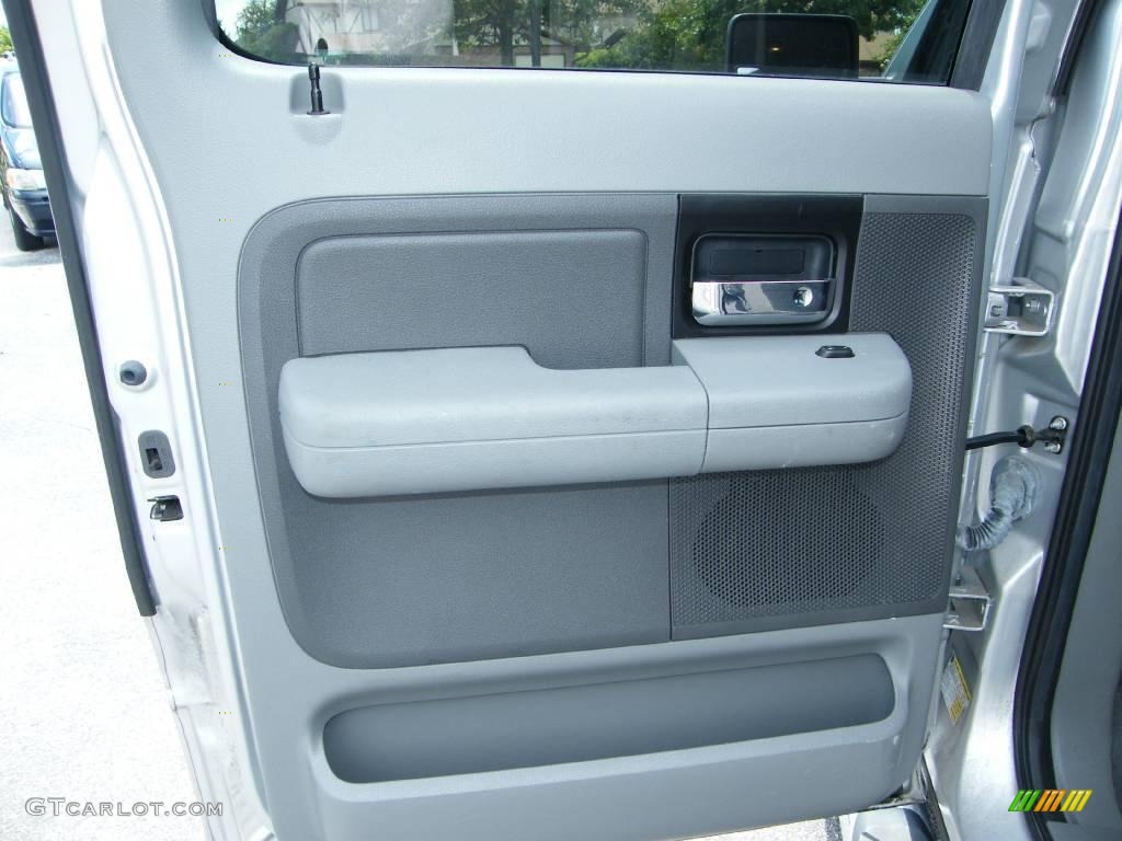 2006 F150 XLT SuperCrew 4x4 - Silver Metallic / Medium/Dark Flint photo #21