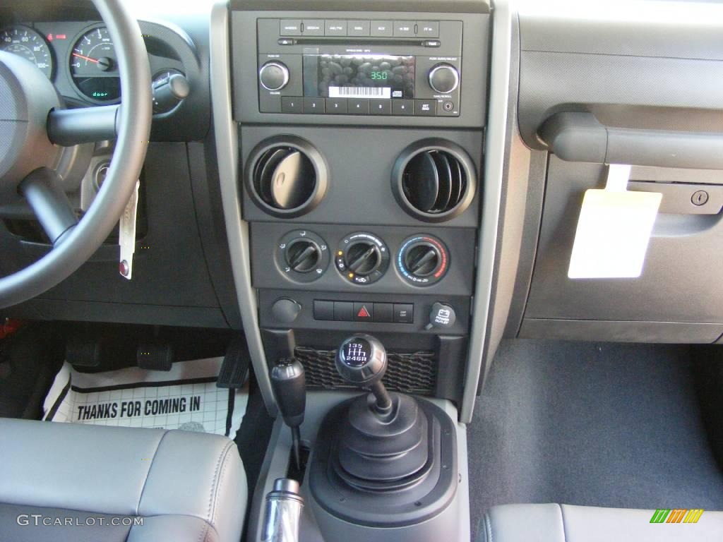 2009 Wrangler X 4x4 - Flame Red / Dark Slate Gray/Medium Slate Gray photo #9
