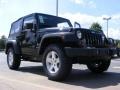 Black - Wrangler X 4x4 Photo No. 4