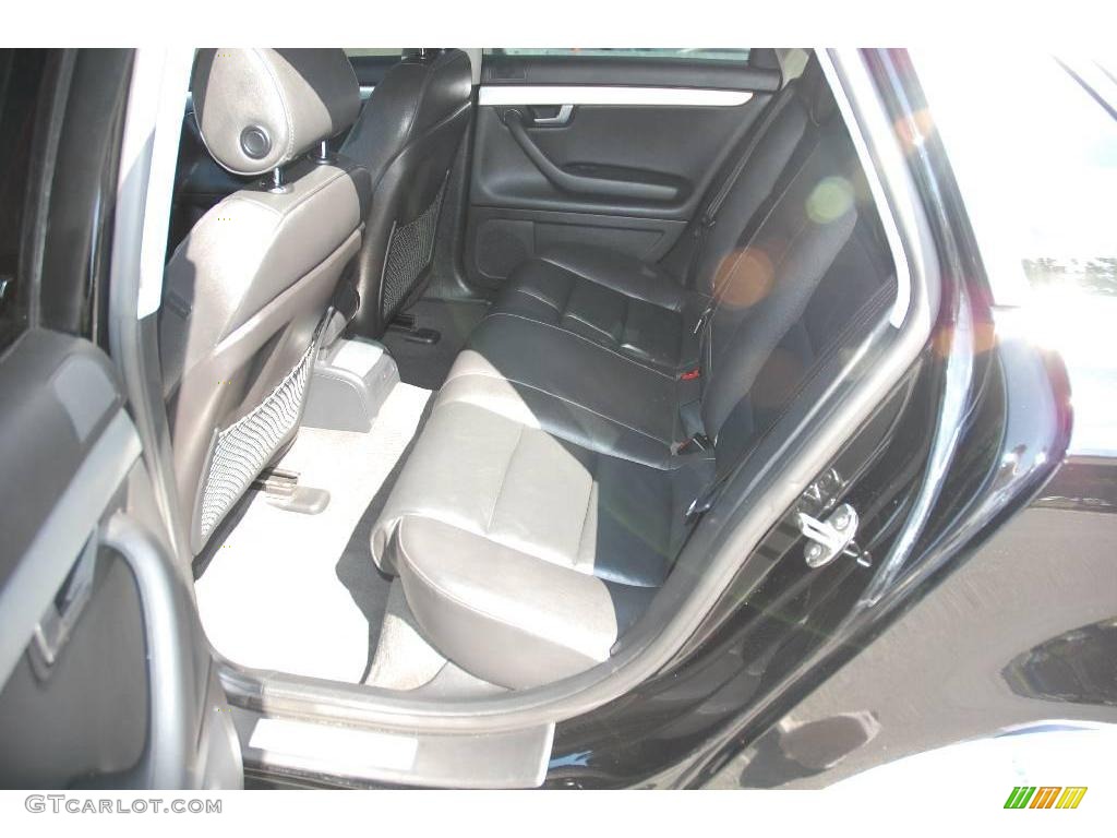 2007 A4 2.0T quattro Sedan - Brilliant Black / Ebony photo #17