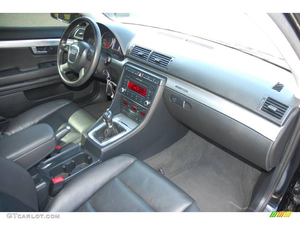 2007 A4 2.0T quattro Sedan - Brilliant Black / Ebony photo #24