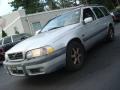 Silver Metallic - V70 XC AWD Photo No. 2