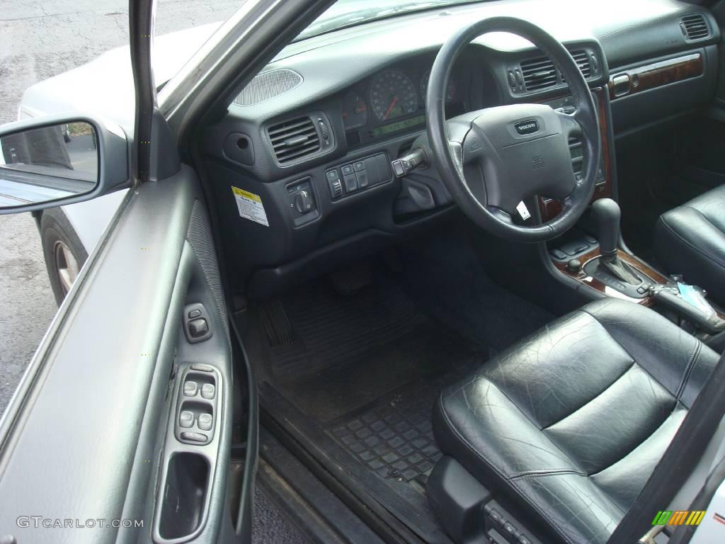 1998 V70 XC AWD - Silver Metallic / Gray photo #12